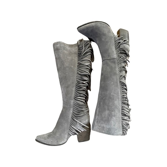STEVE MADDEN Cacos Genuine Leather Gray Suede Fringe Boots Women’s Size 7B. - Picture 1 of 16